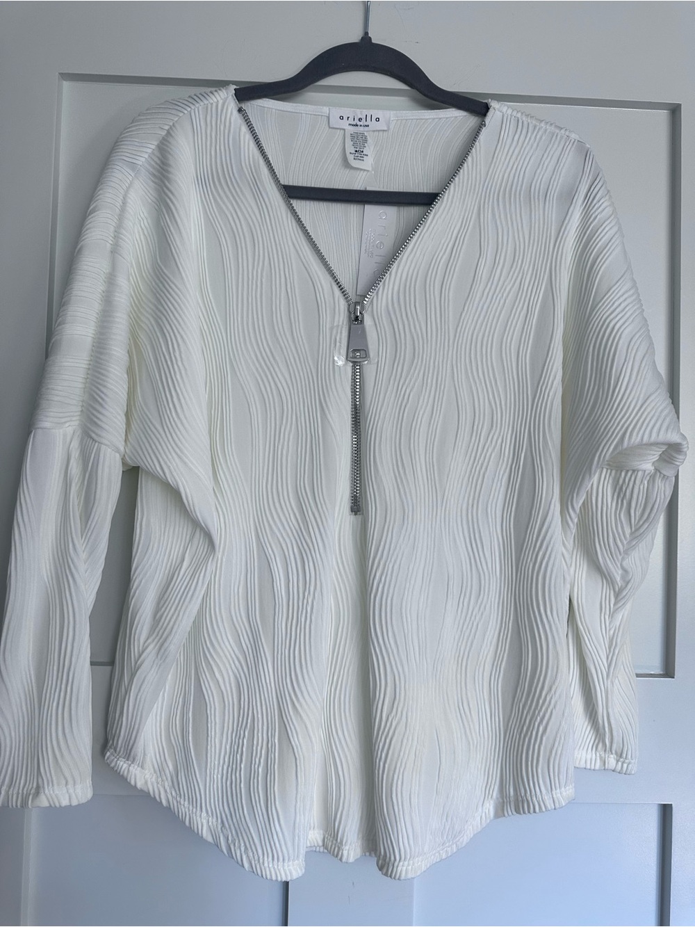 Ariella Cream Wavy-Textured Zip Front Tunic Top